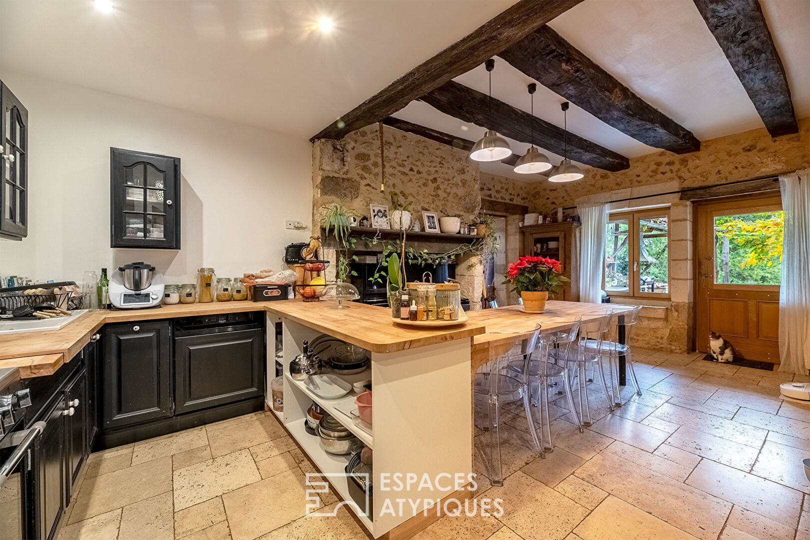 Ravissante maison de campagne et son sacré caractère