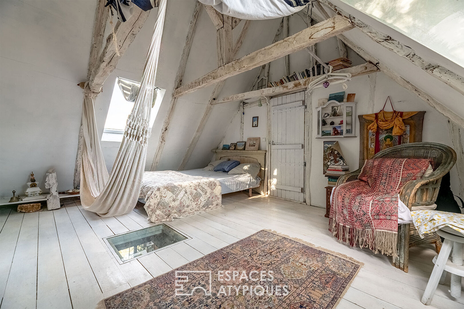 L’élégance d’un refuge au coeur du Périgord noir .