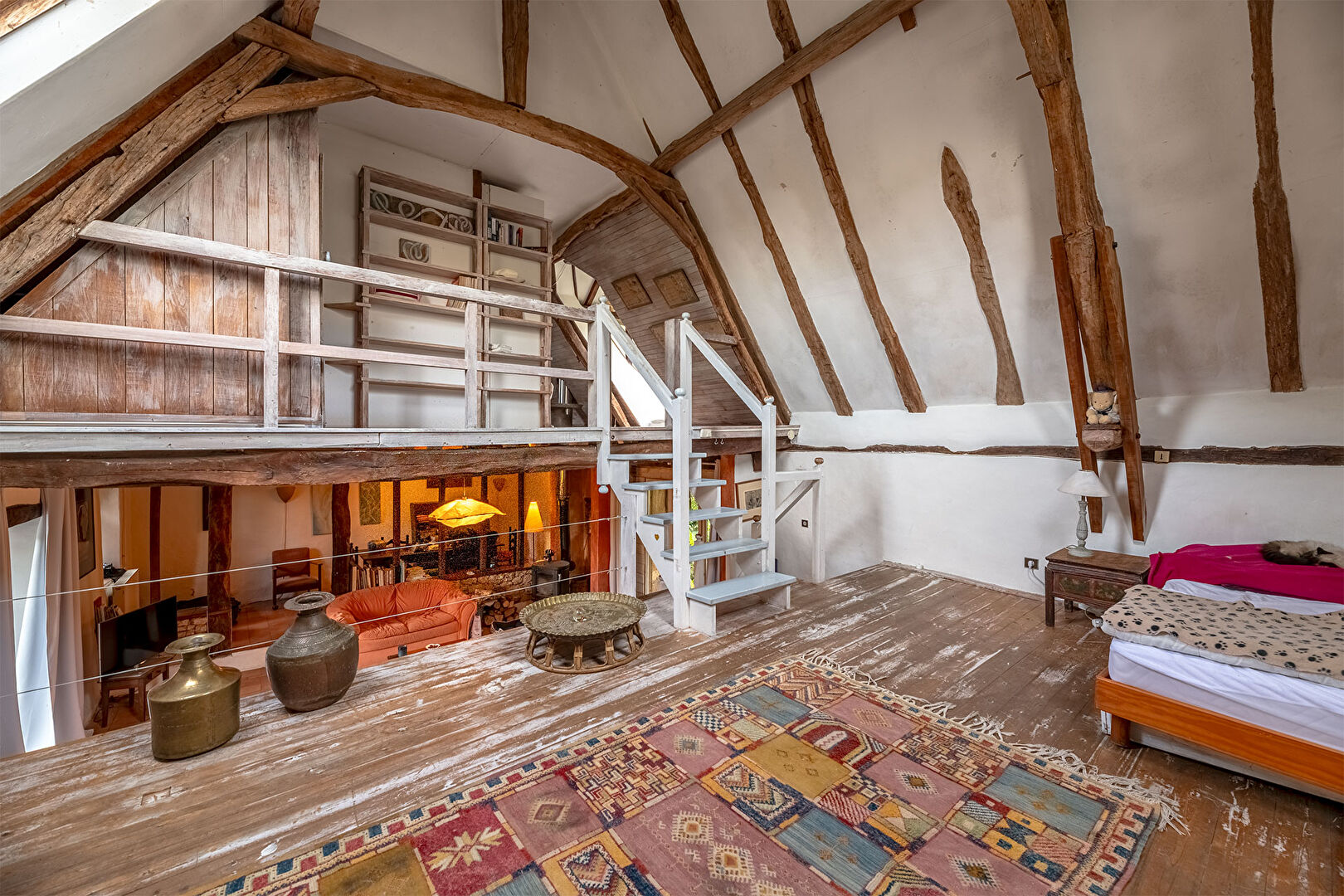 L’élégance d’un refuge au coeur du Périgord noir .