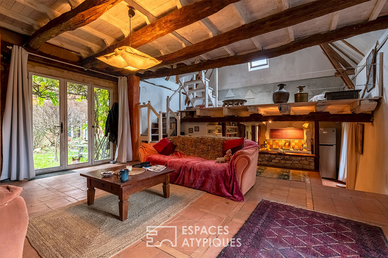 L’élégance d’un refuge au coeur du Périgord noir .