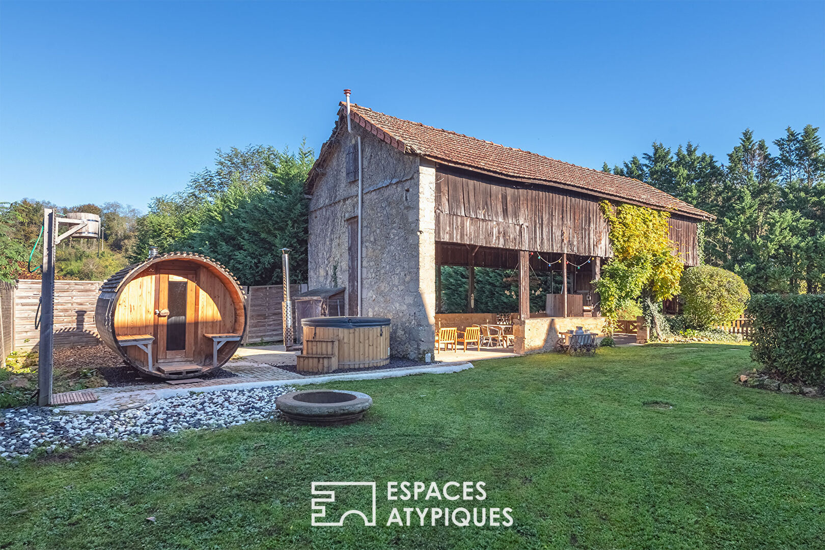 Grande maison familiale proche de la rivière Dordogne