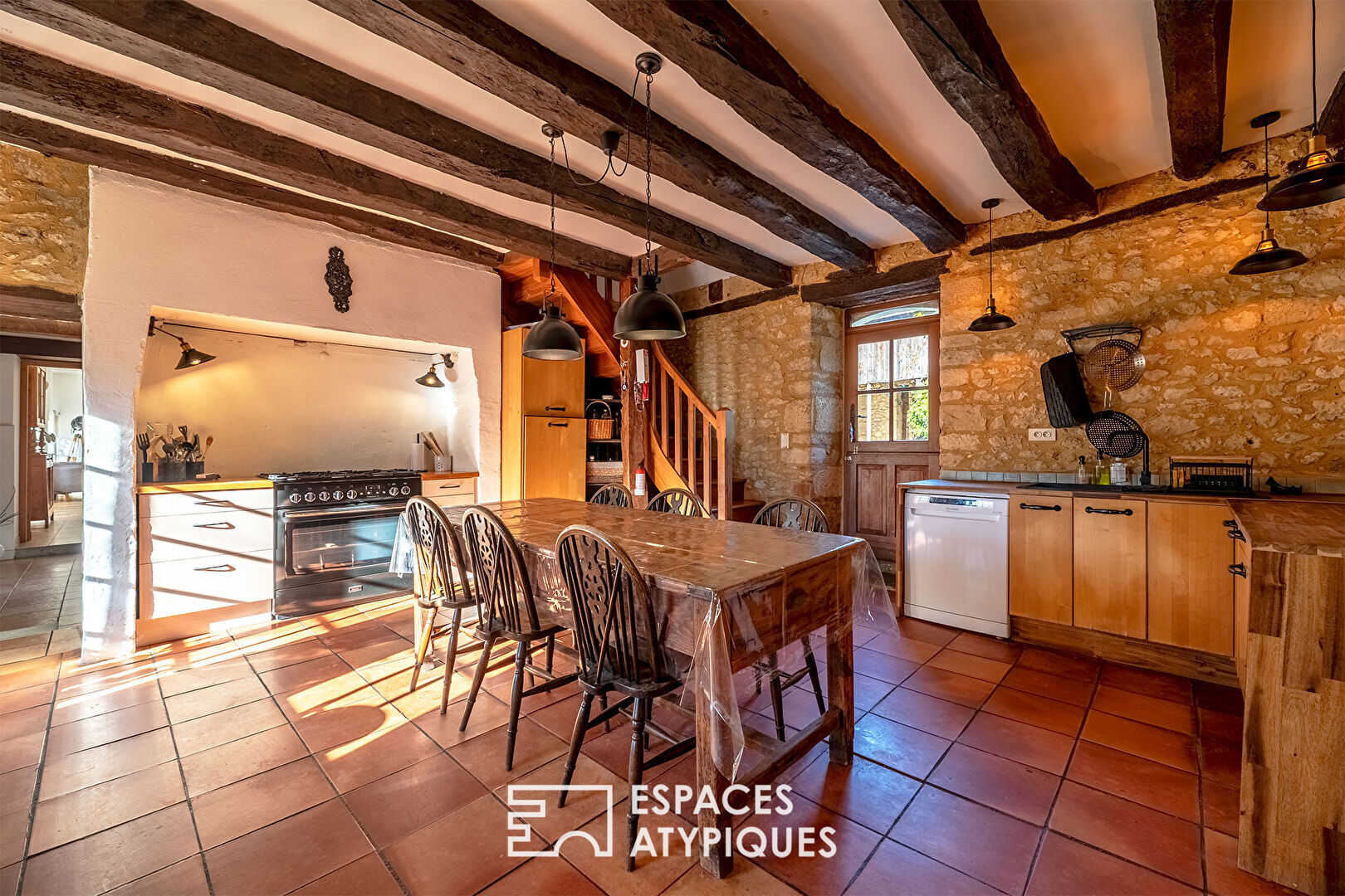 Grande maison familiale proche de la rivière Dordogne