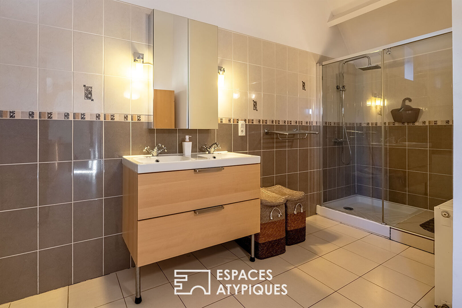 Grande maison familiale proche de la rivière Dordogne