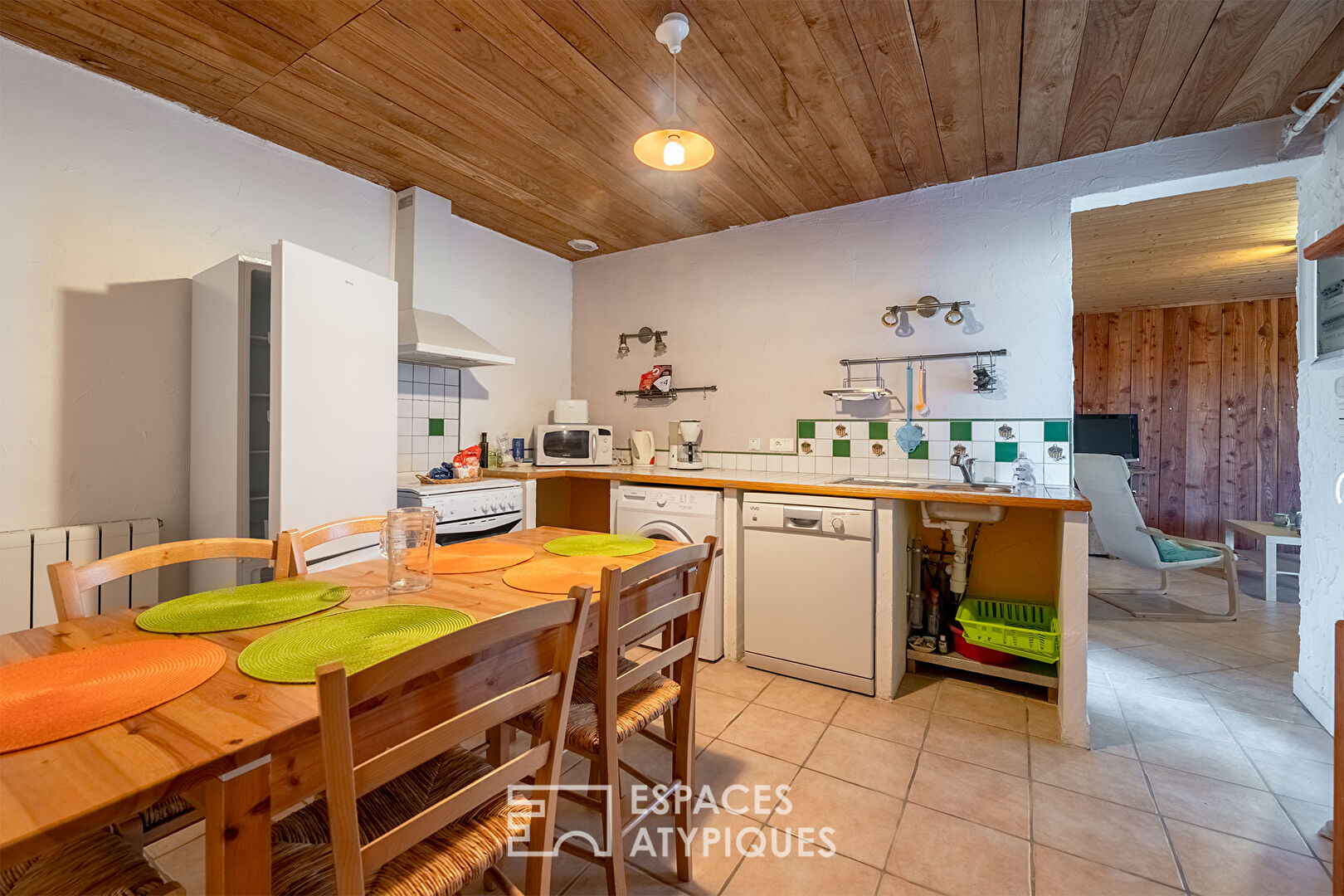 Plain-pied des années 2000 au goût du jour et ses bonnes surprises en Périgord Vert