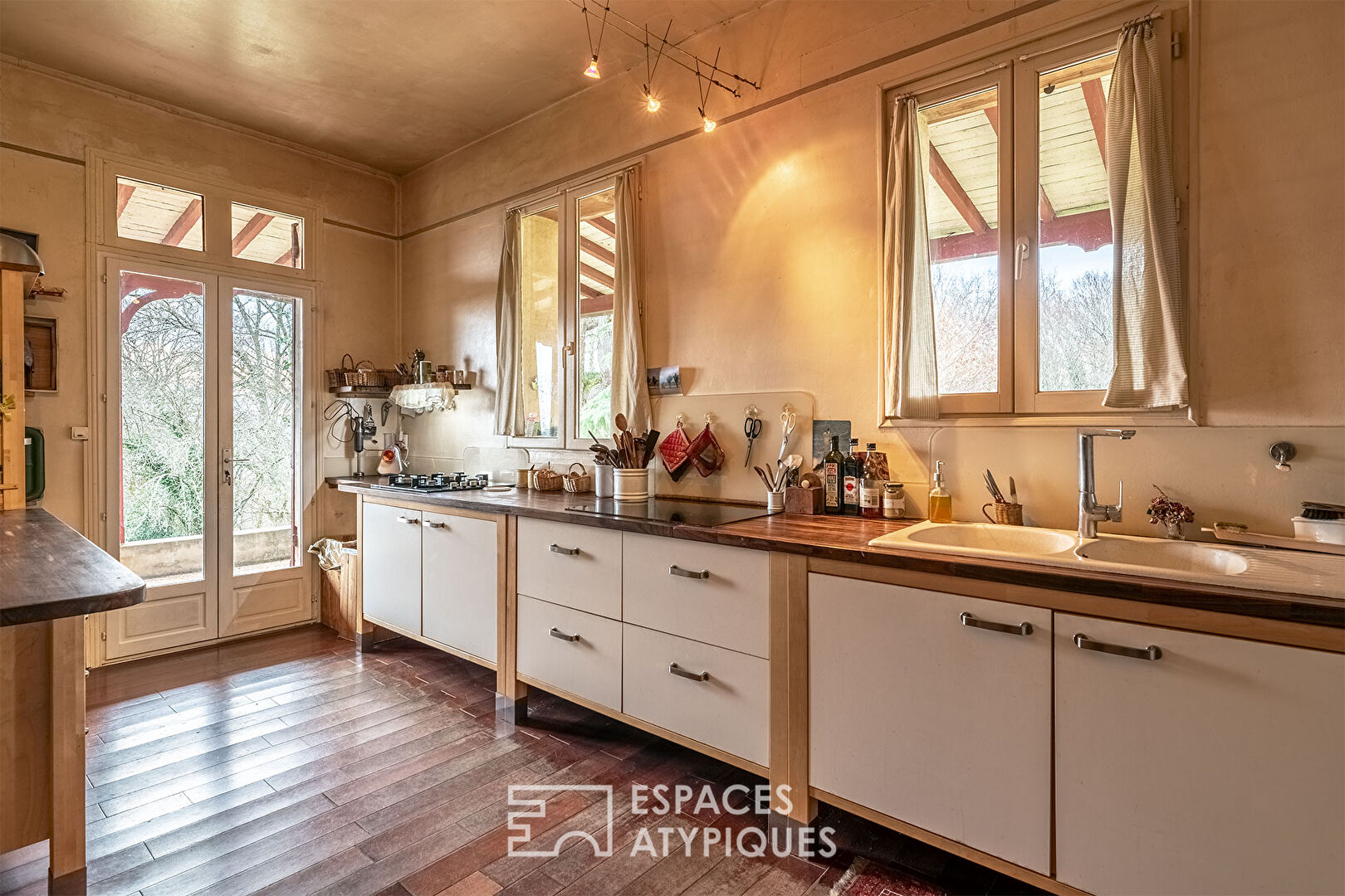 Demeure de caractère au cachet architectural unique