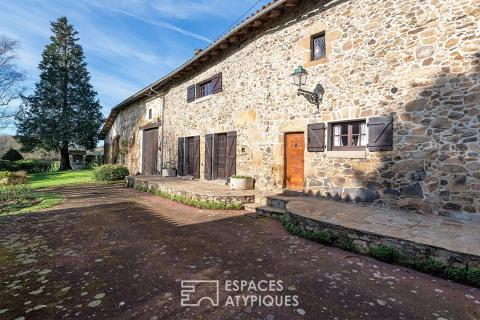 Longère en pierre du XVIIe pleine de charme , au calme en Charente Limousine