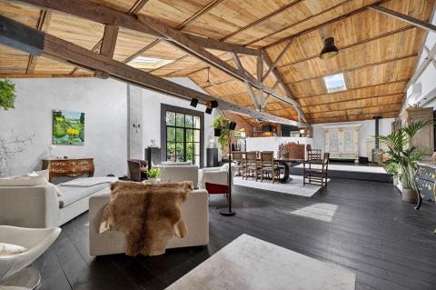 419, art studio and contemporary loft