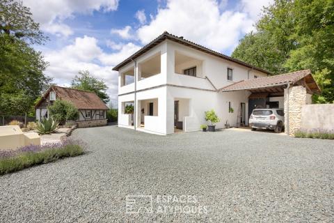 Maison d&rsquo;architecte et sa dépendance pittoresque