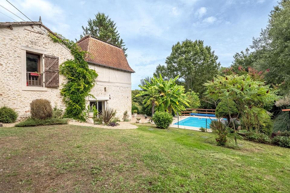 Maison pleine de charme à proximité immédiat des commerces