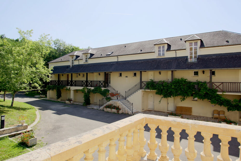 Château du 19 ème rénové aux portes de Lascaux