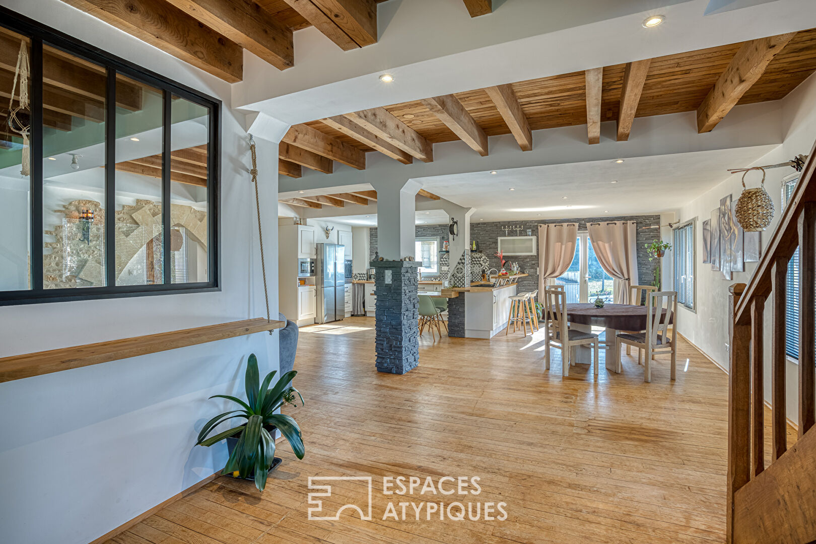 Maison aux volumes généreux en Périgord Noir