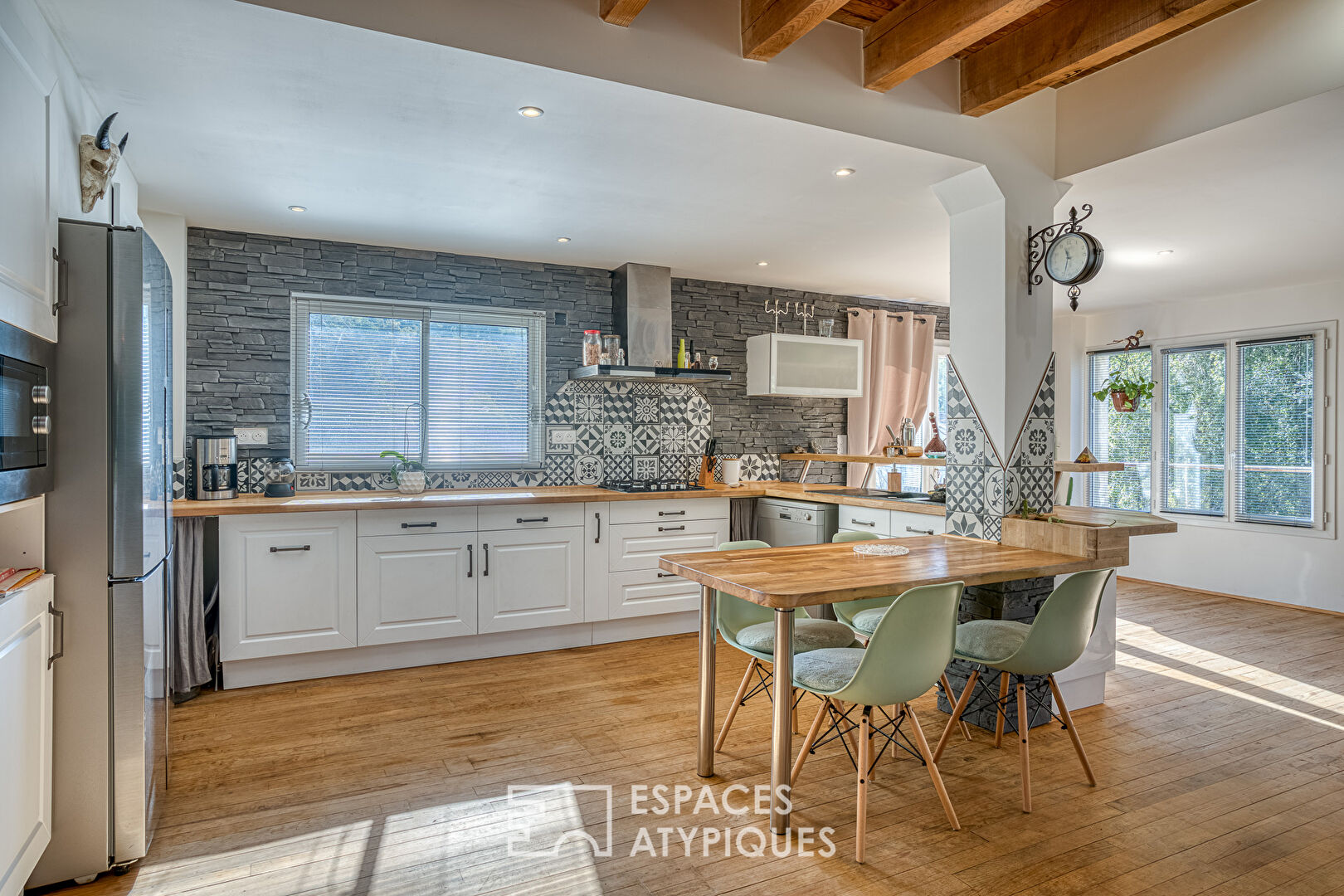 Maison aux volumes généreux en Périgord Noir