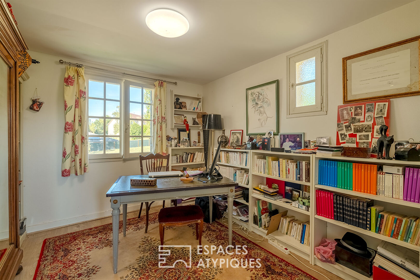 House with a view and its multiple annexes