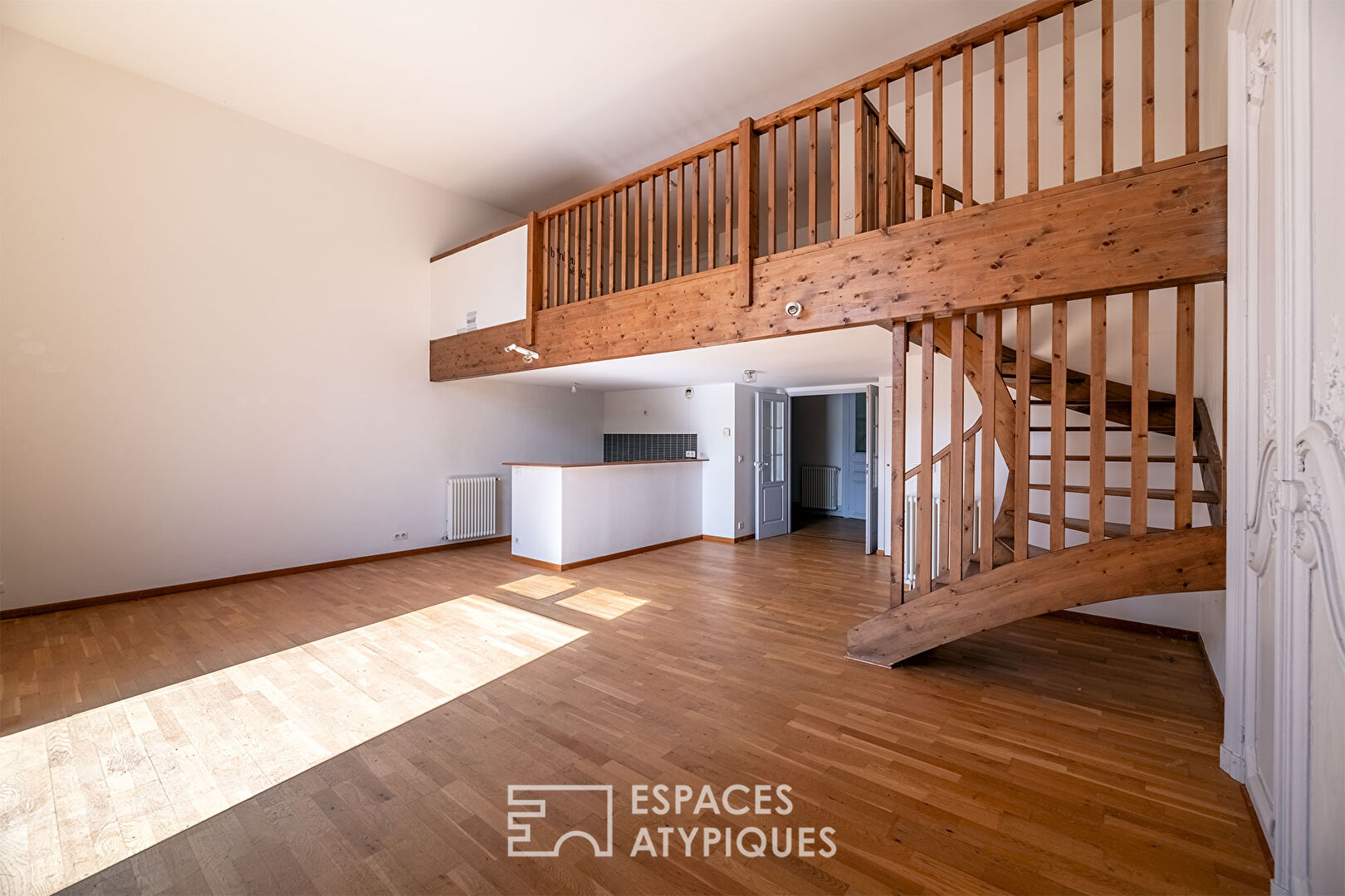 Appartement de standing en duplex au coeur du château