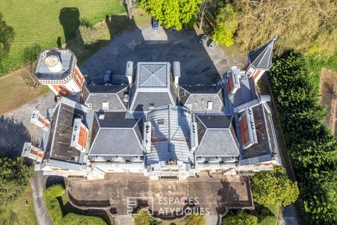 Appartement de standing en dernier étage au château