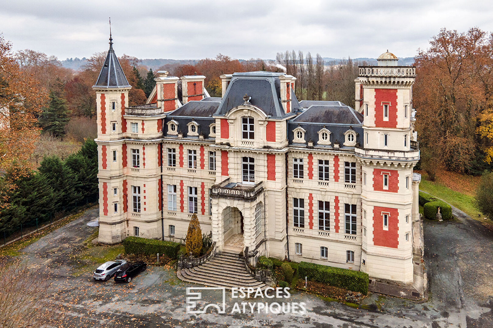 Luxury apartment on the top floor at the castle