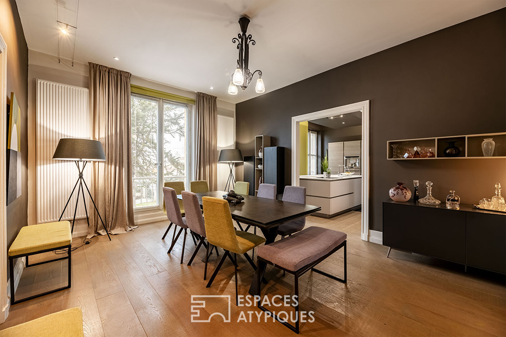 Renovated mansion at the gates of Bergerac town center.