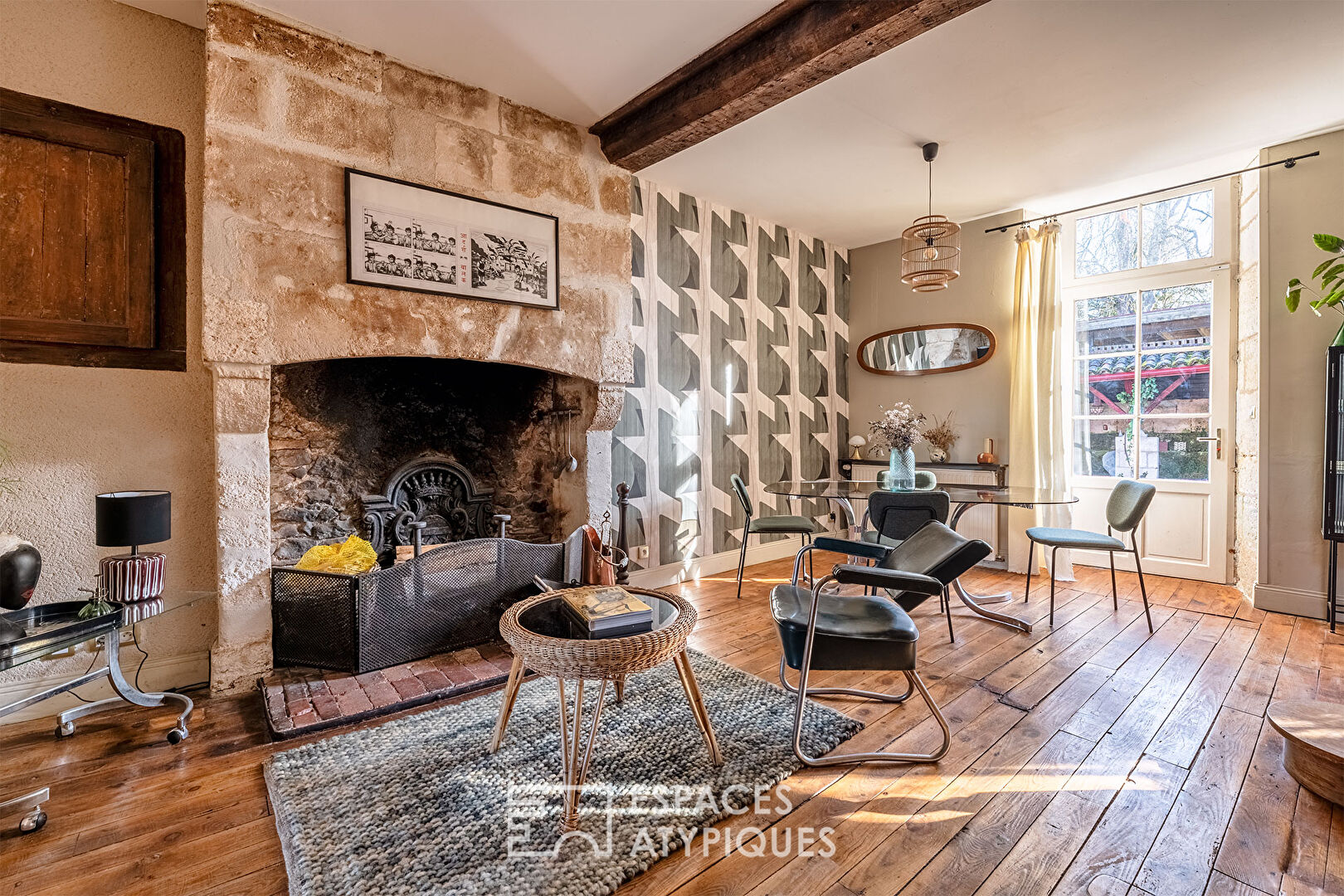 Former post house a few kilometers from Brantôme