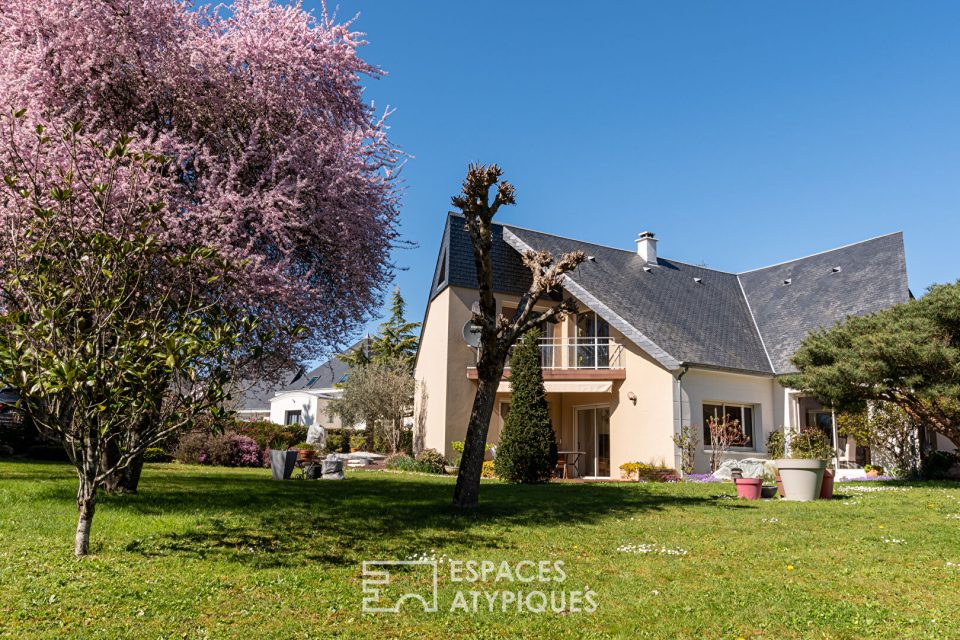 Maison d'architecte avec piscine