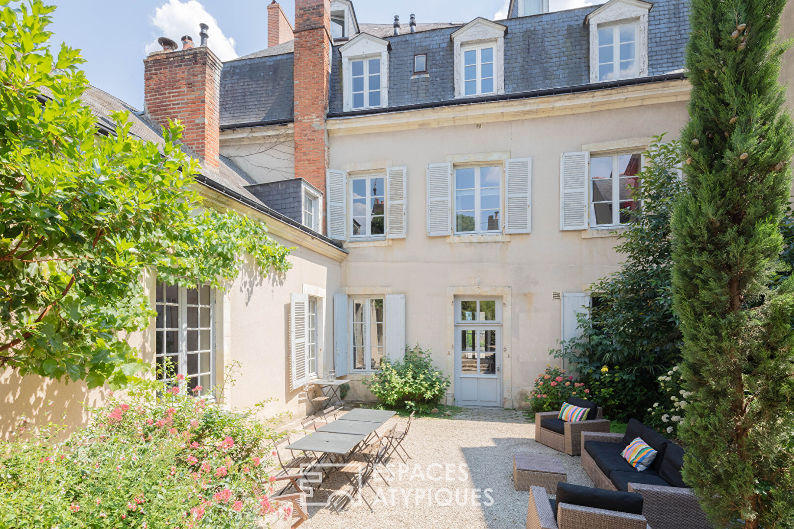Demeure de prestige dans le vieux Mans