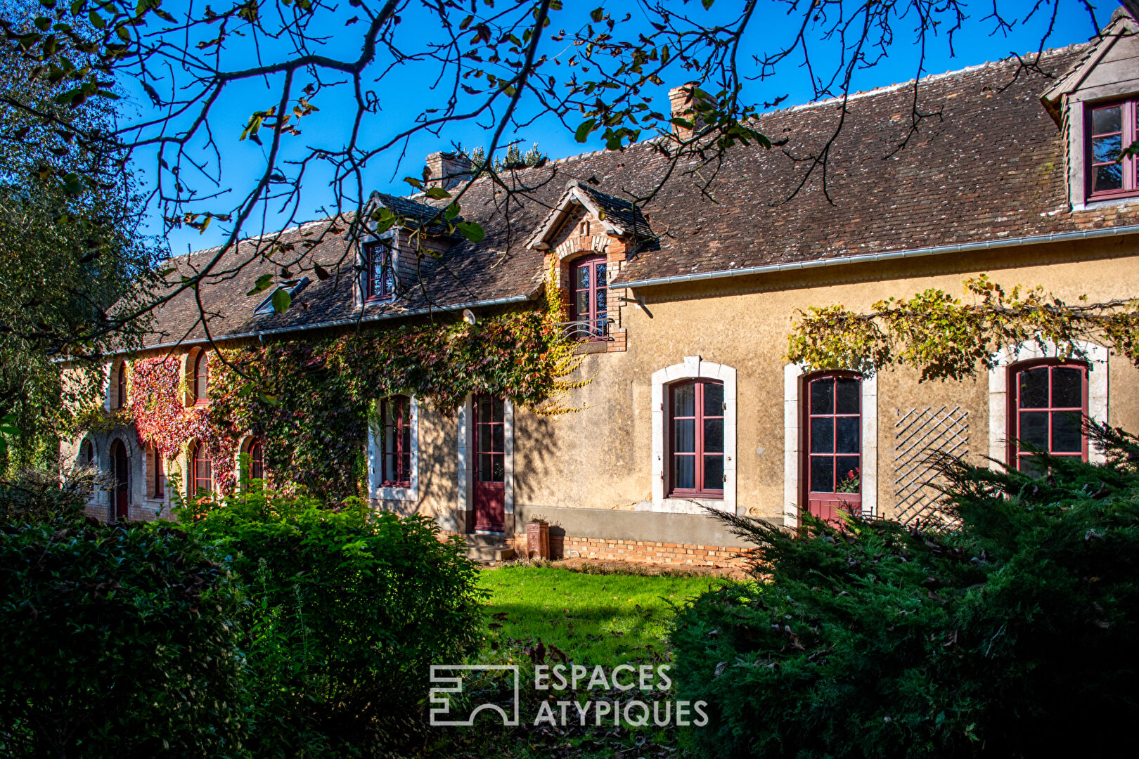 Magnifique domaine avec sa longère de caractère