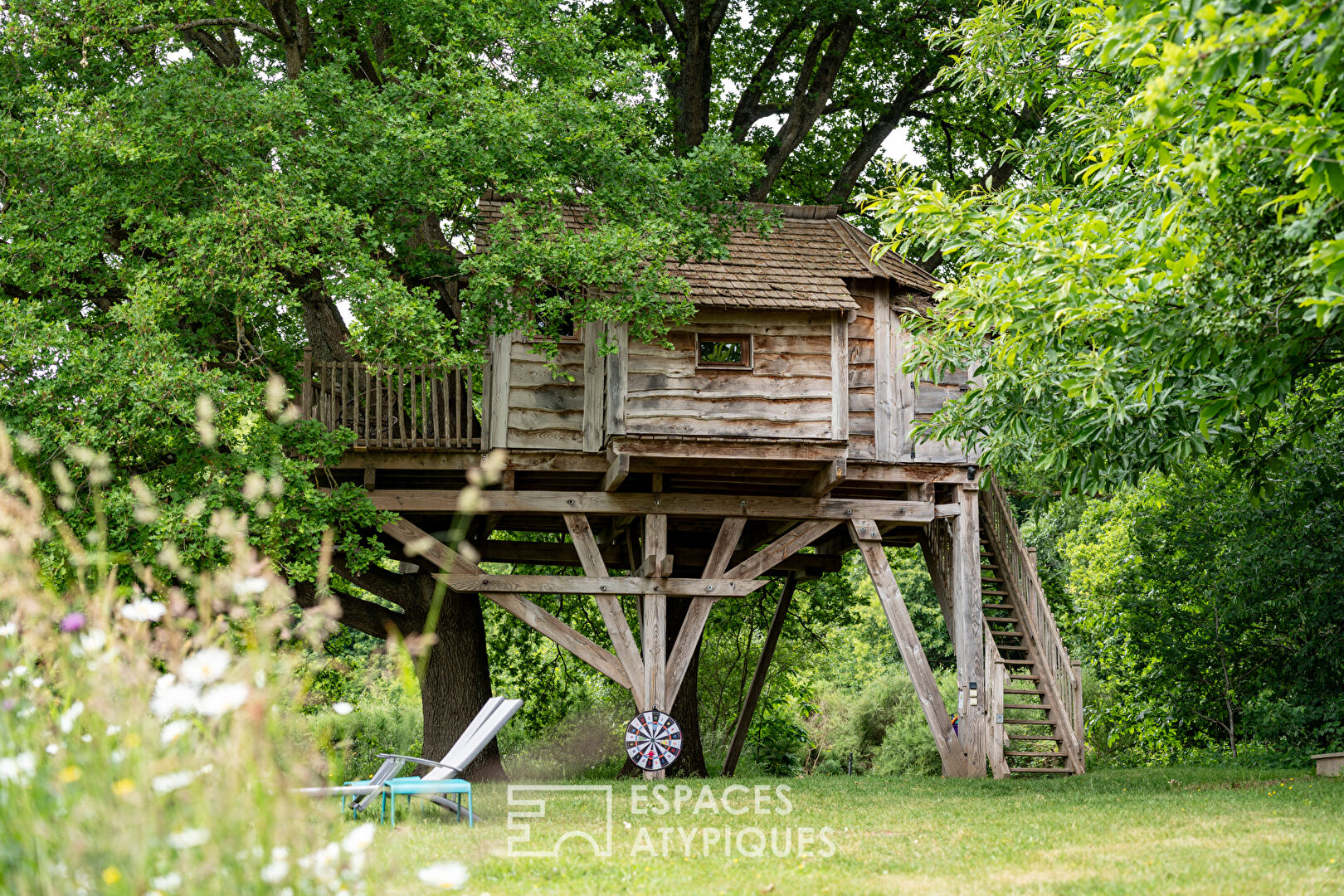 Propriété avec cabanes dans les arbres
