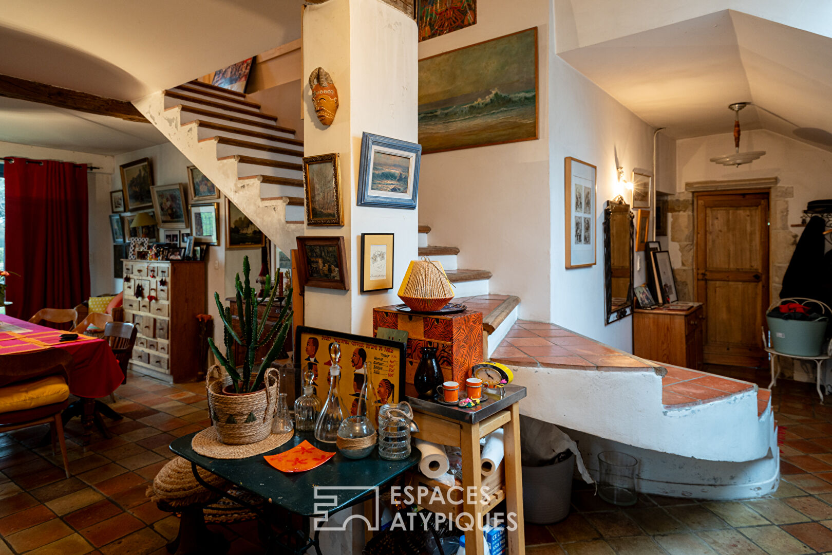 Fermette authentique avec dépendances et jardin