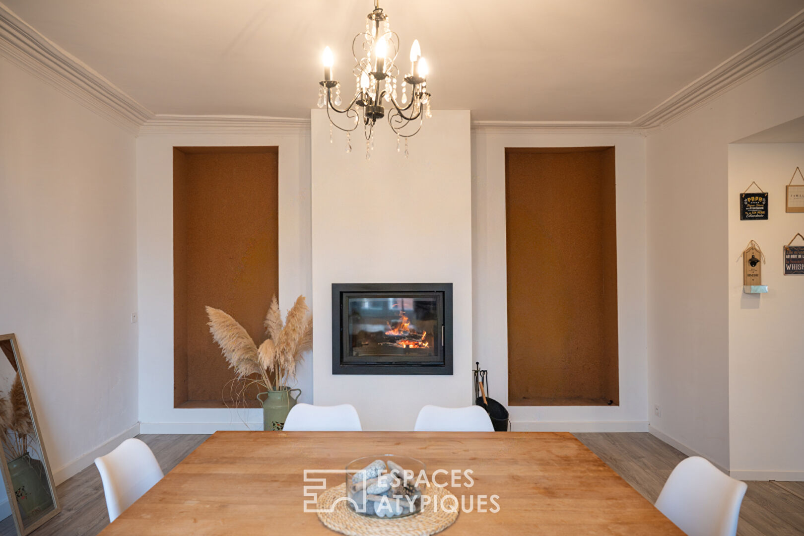 Ancien presbytère du XIXeme siècle au charme préservé