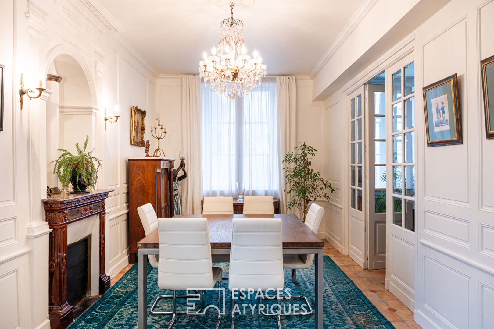 Sublime ancien hôtel particulier rénové avec goût