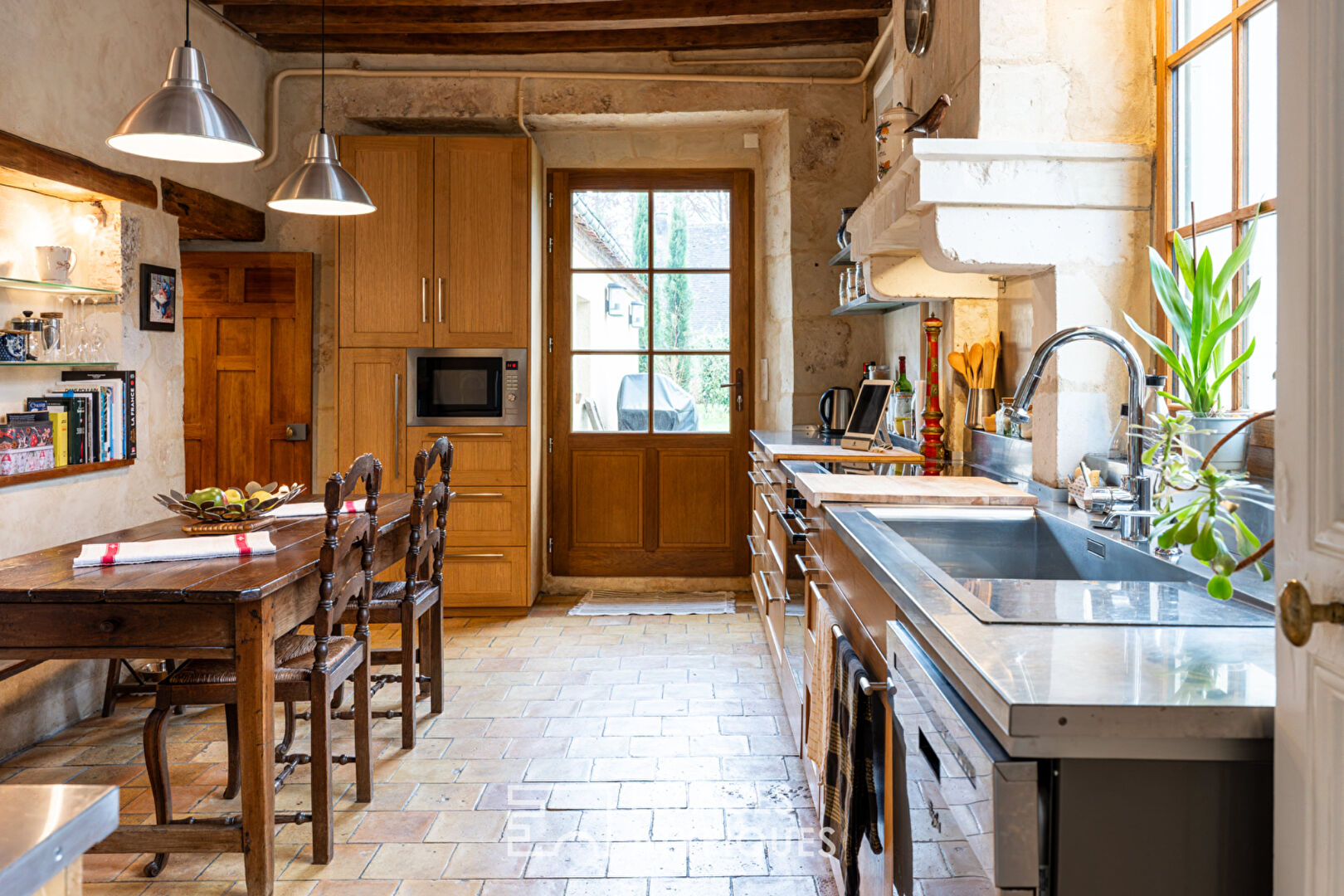 Sublime ancien hôtel particulier rénové avec goût