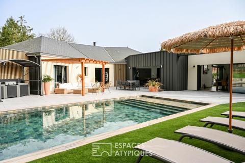 Superbe contemporaine familiale de plain pied avec piscine