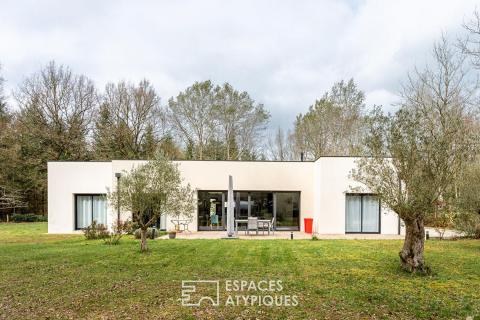 Architecture contemporaine et volumes lumineux