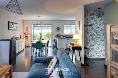 Contemporary house in a prime residential area