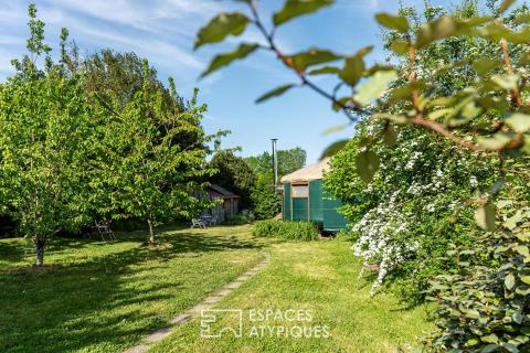 Yourte contemporaine au coeur des Alpes Mancelles