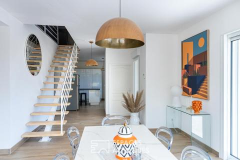 Une maison moderne au panorama préservé