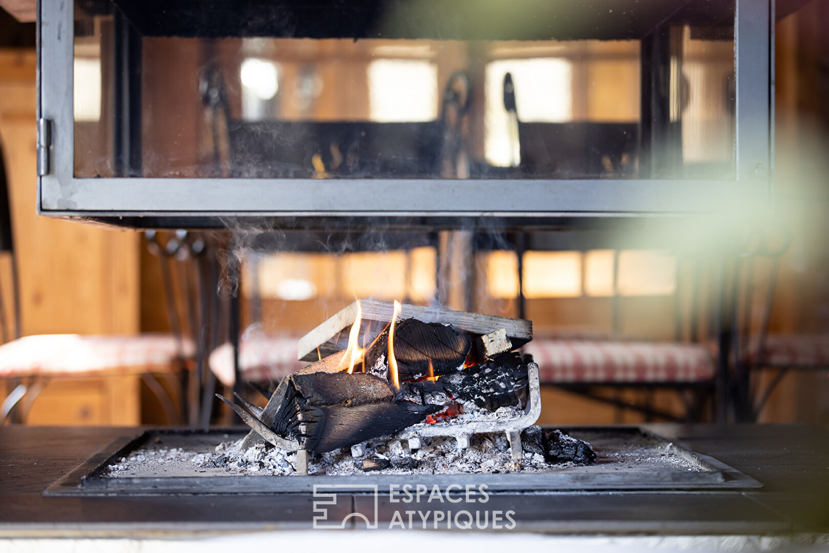 Le véritable chalet madrier avec sa piscine intérieure