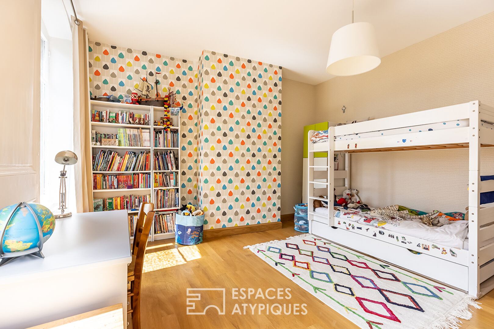 Appartement bourgeois lumineux et au calme