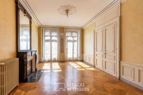 Haussmannian apartment in the heart of Pontarlier to rethink.