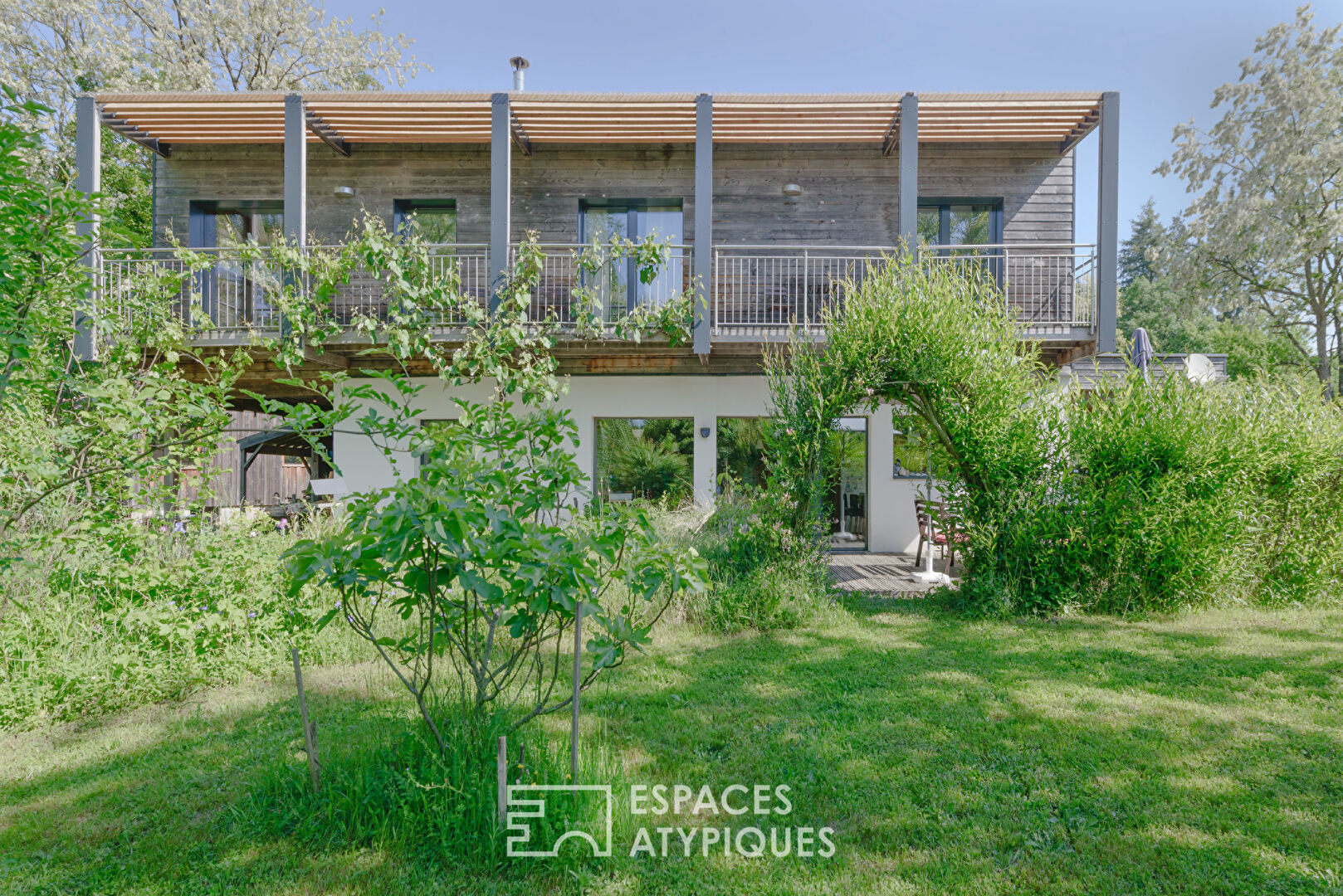 La maison passive avec son gîte et ses chambres d’hôte