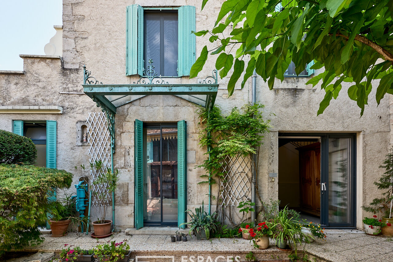 House of character with its independent annex