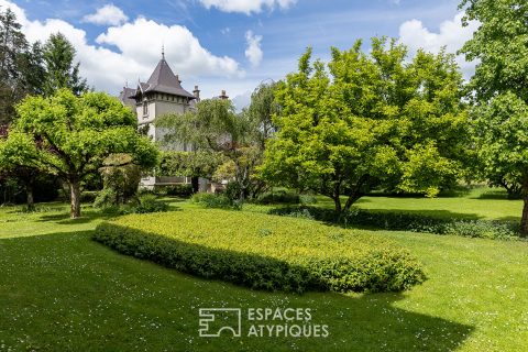Maison de maître et dépendance