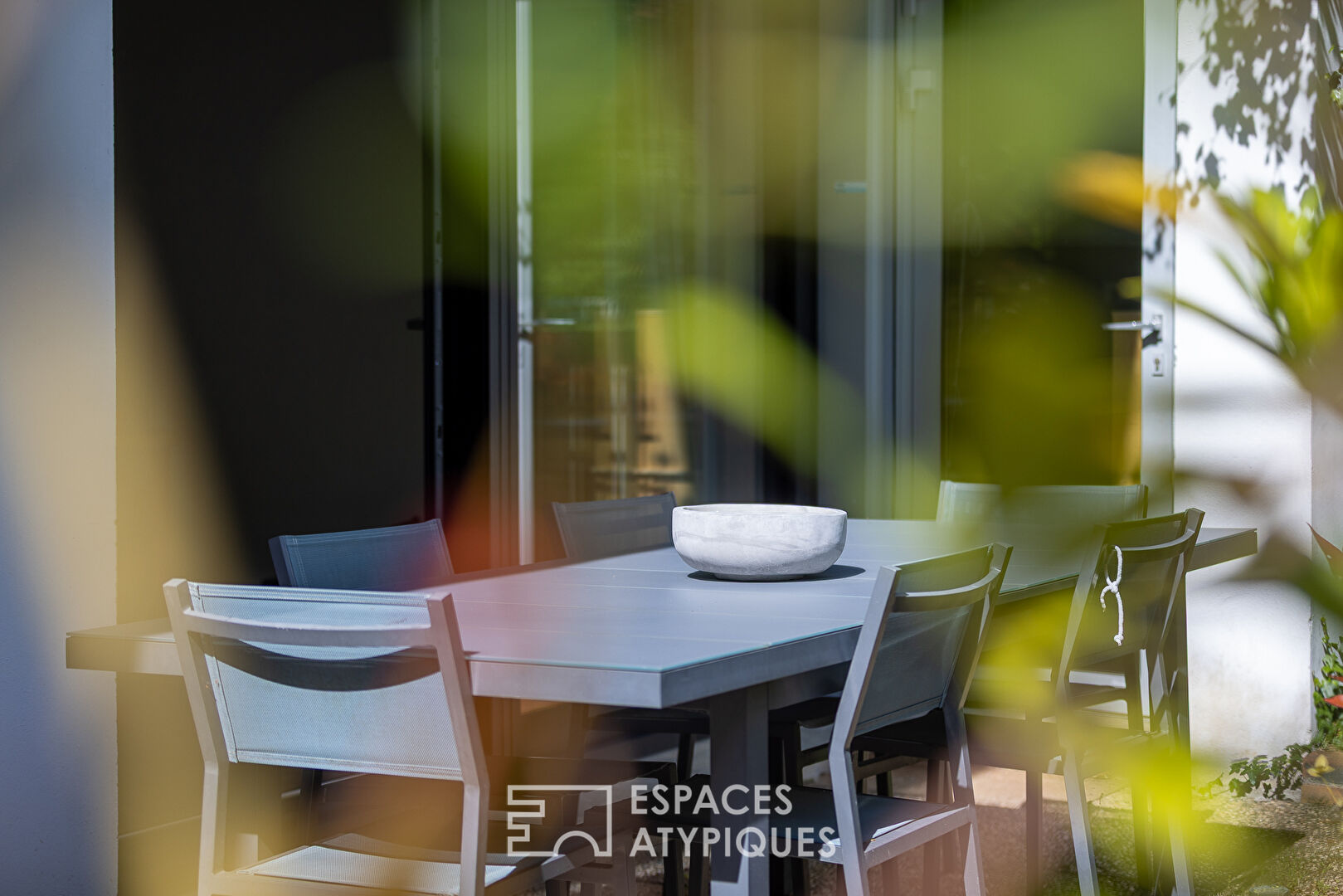 Maison d&rsquo;architecte signée Jacques Mattern avec jardin