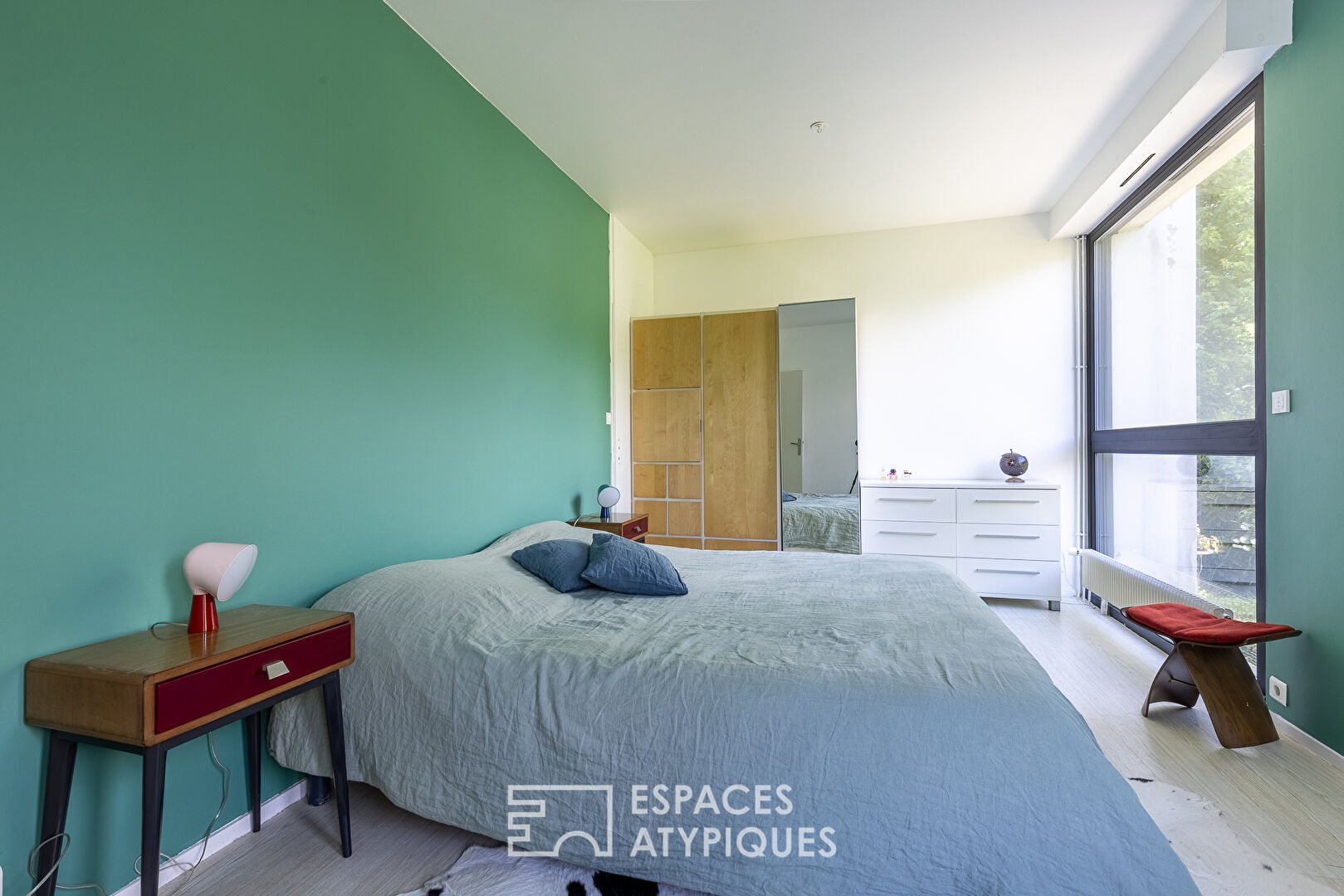 Maison d&rsquo;architecte signée Jacques Mattern avec jardin