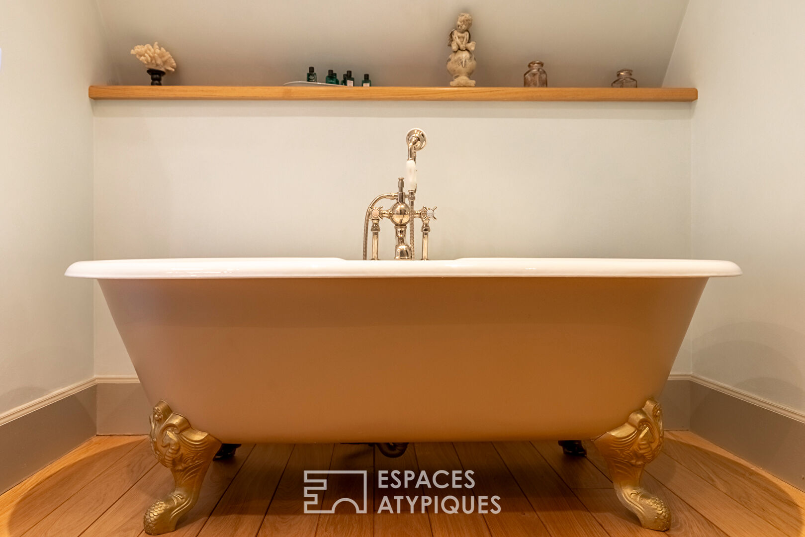 French elegance in this 19th century castle