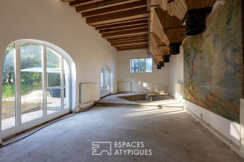 Ancienne propriété de meunier dans son parc