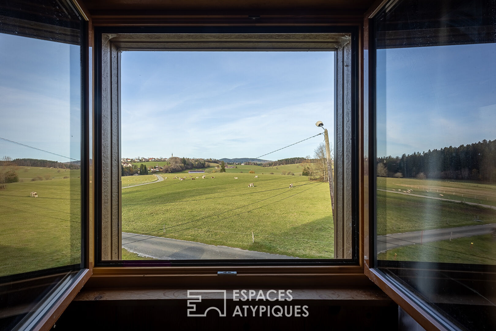 Chalet familial avec piscine dans son hameau