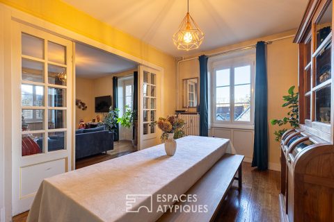 Ancienne maison vigneronne dans village médiéval