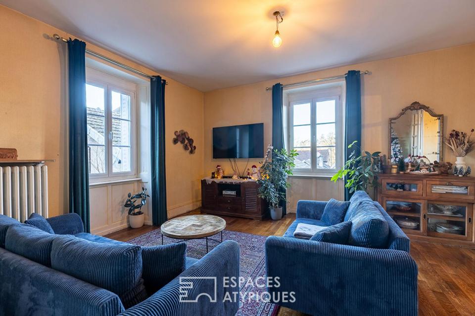 Maison familiale avec dépendances