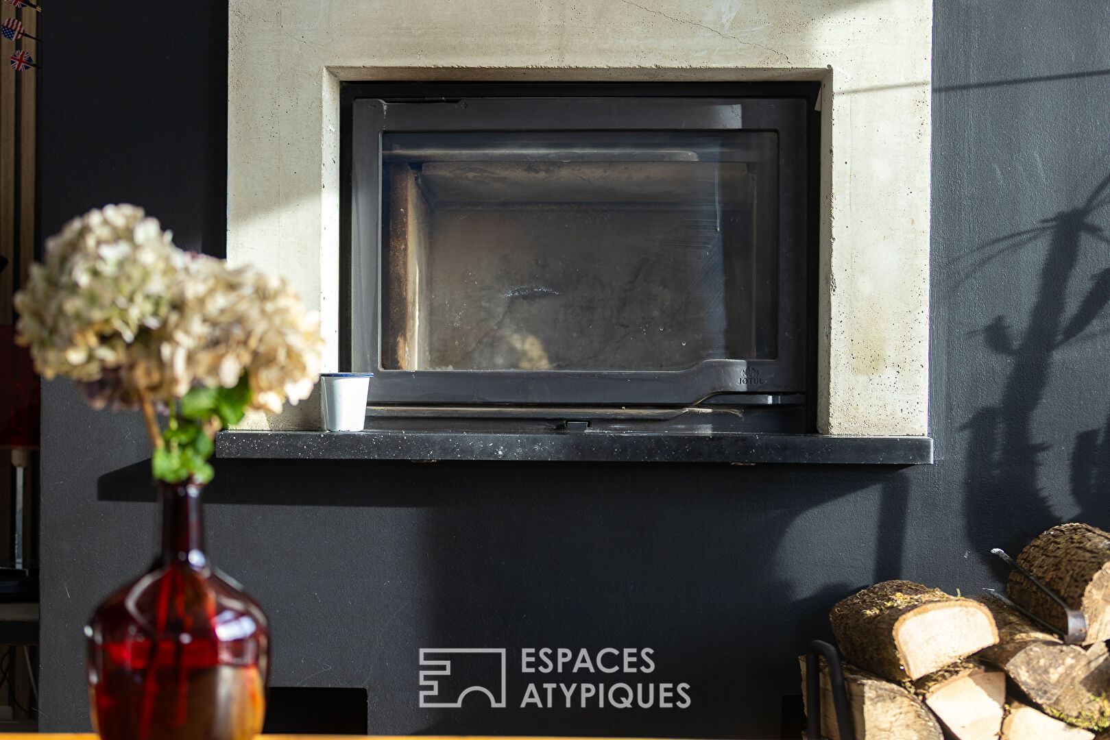 Maison d&rsquo;architecte avec piscine et logement indépendant