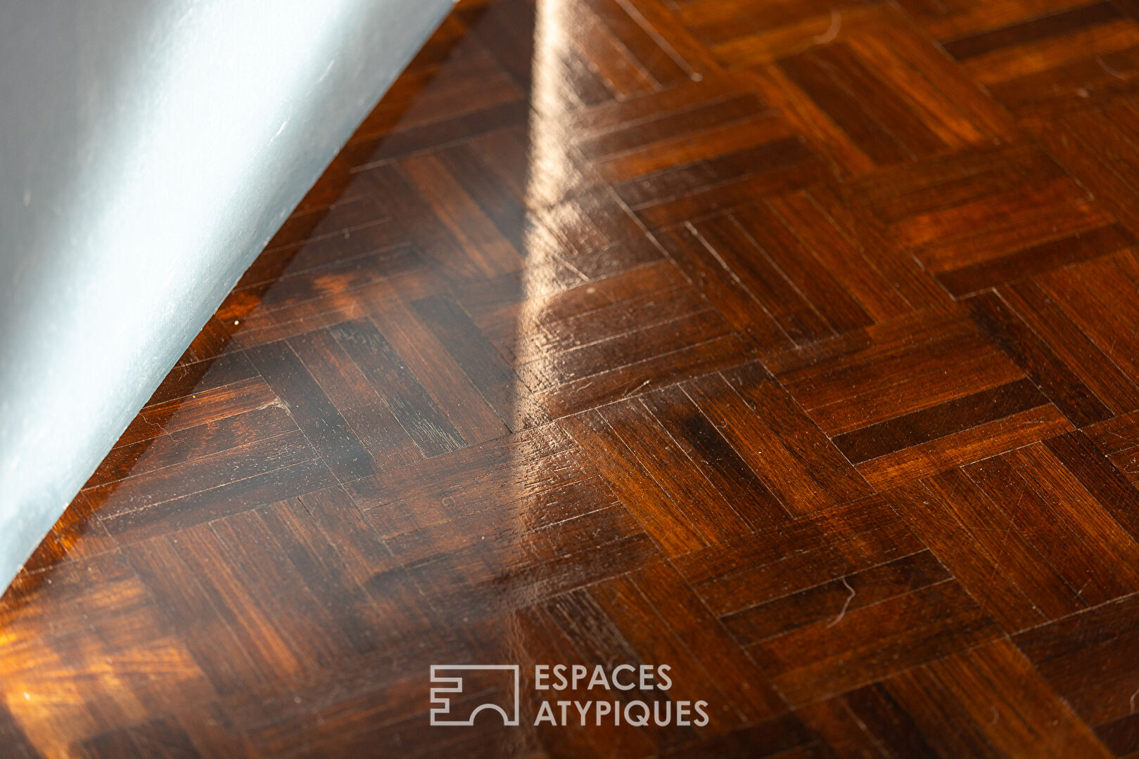 Maison d&rsquo;architecte avec piscine et logement indépendant